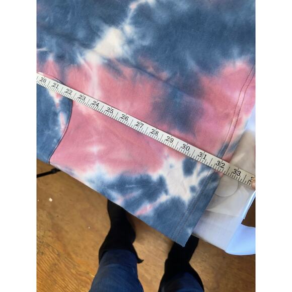 Rue 21 dress with a tie-dye pattern in pink, blue, and white short sleeves med - Picture 8 of 9